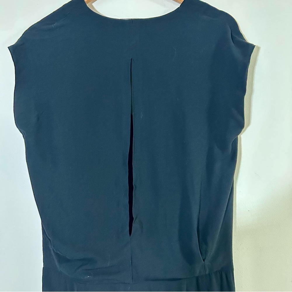L'Agence Plunge Neckline Jumpsuit in‎ Black sz 6 - Picture 3 of 5